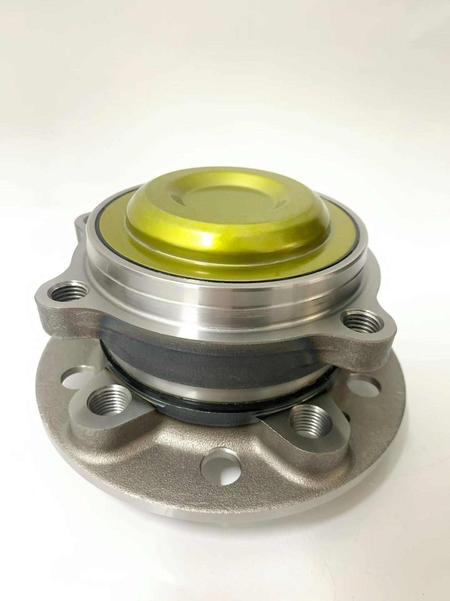 Mercedes-Benz W205 Wheel Hub Unit | OE: 2053340400